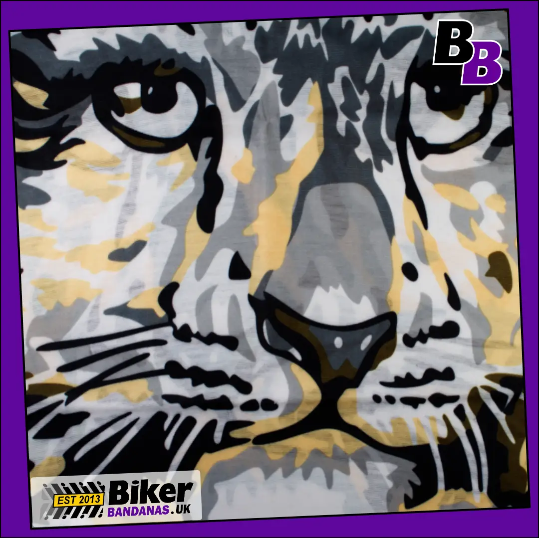 Closeup photo of Leopard Cheetah Face Neck Tube Bandana / Neck Gaiter / Face Mask / Multifunctional Headwear / Neck Warmer